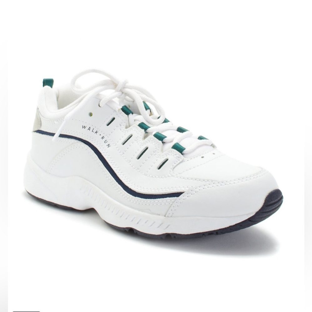 Women's Romy Round Toe Casual Lace Up Walking Shoes. Note: Floor sample